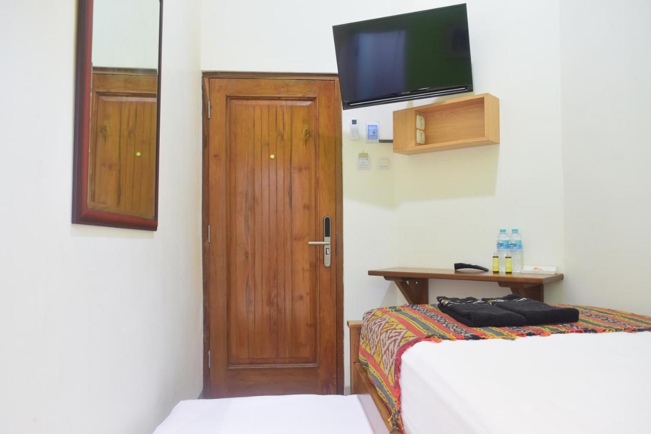 The Cabin Hotel Ambasador 日惹 外观 照片